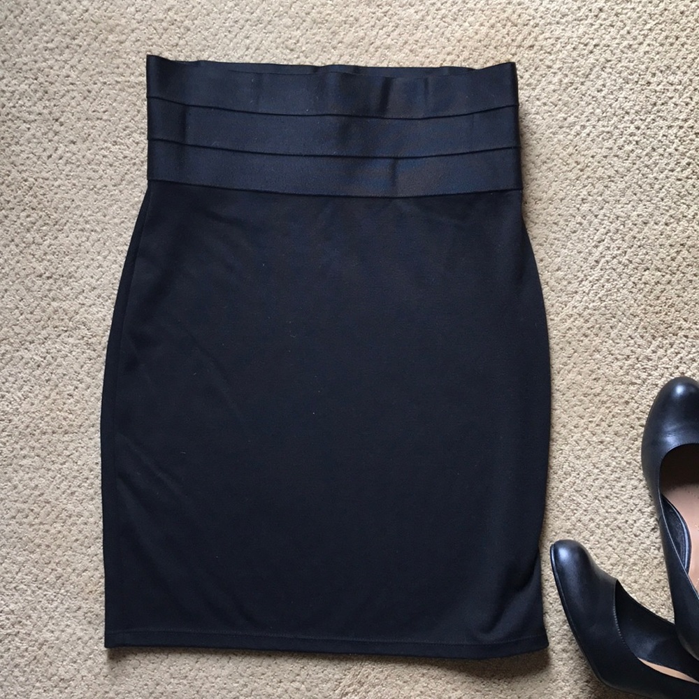 Max Studio Skirt. Size SM.